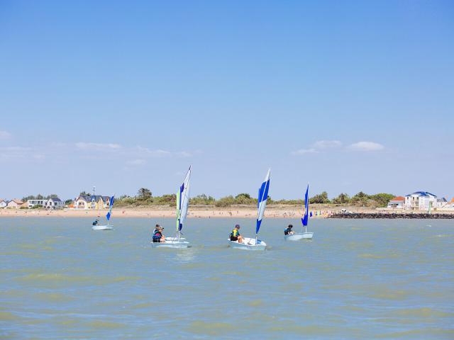 Verhalende Strandboot