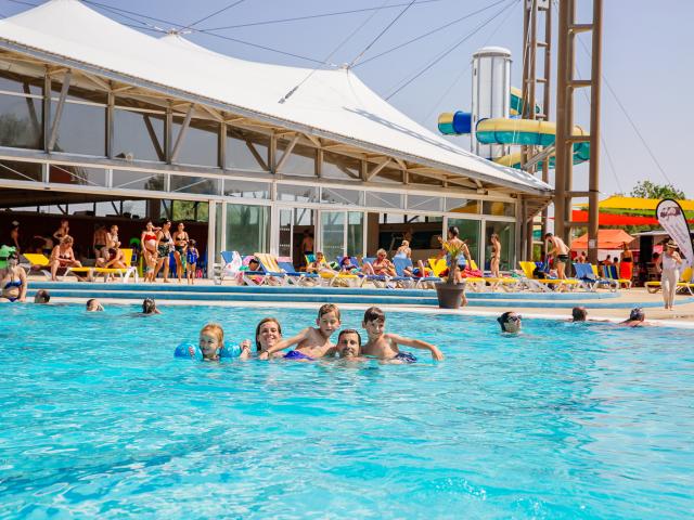 Familie Co Aquatic Centre