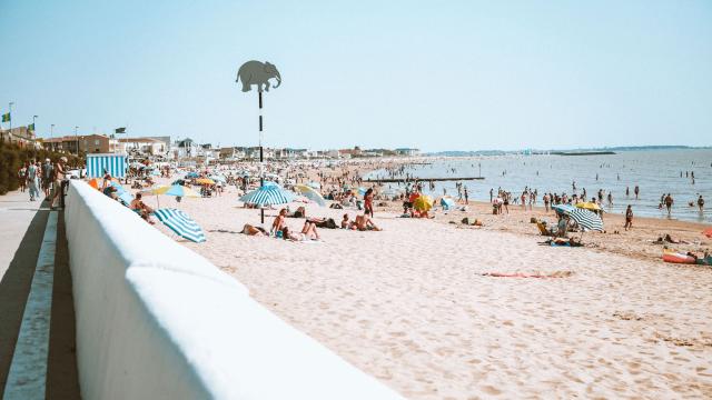 strand van chatelaillon la rochelle