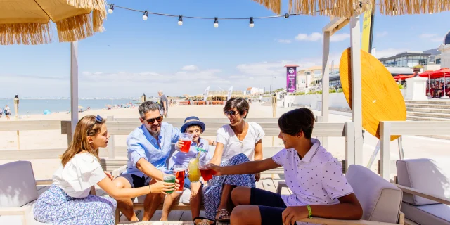 Restaurant Plage Famille Chatelaillon Plage Les Conteurs 2