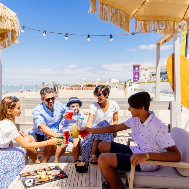 Restaurant Plage Famille Chatelaillon Plage Les Conteurs 2